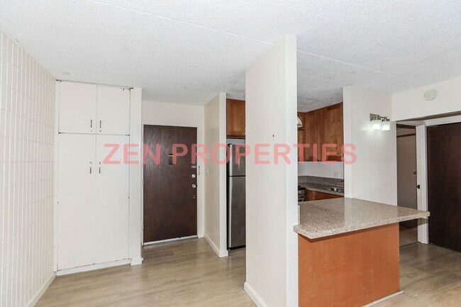 Building Photo - 1 Bdrm 1 Bath 1 Parking at Makiki Hillside
