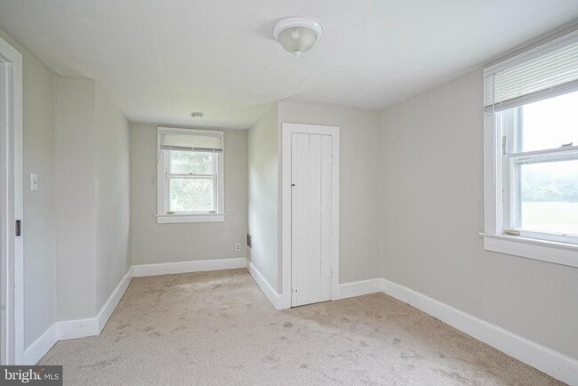Building Photo - 3658 Tuckahoe Rd