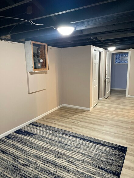 Building Photo - 1665 Tonawanda Ave