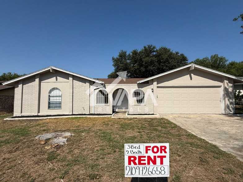 Building Photo - 8327 Greenham