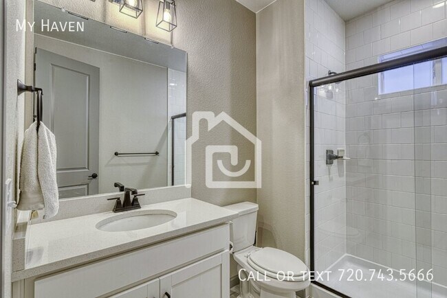 Building Photo - 17237 Parkside Dr N