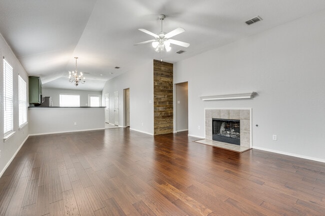 Building Photo - 1201 Roping Reins Way