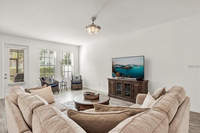 Building Photo - 2710 Bolzano Dr