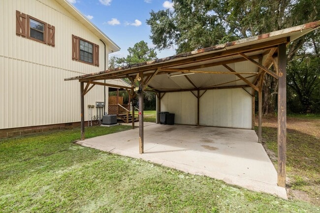 Building Photo - 103 Douglas Rd