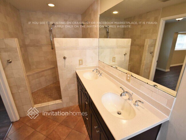 Building Photo - 1827 Barbara Ln