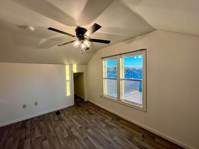 Building Photo - 3 Bed 1 Bath Single Family Home in Wausau