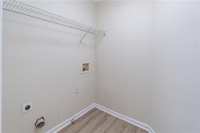 Building Photo - 8488 Spring Breeze Terrace
