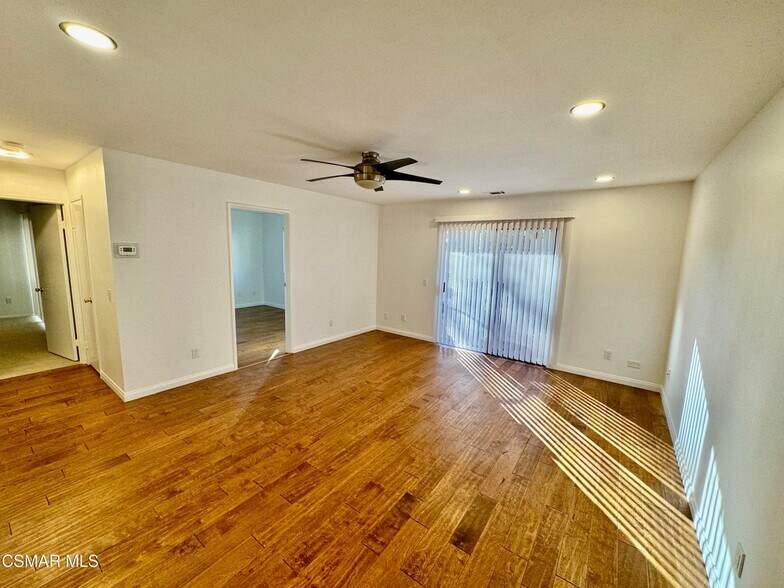 Building Photo - 15266 Campus Park Dr