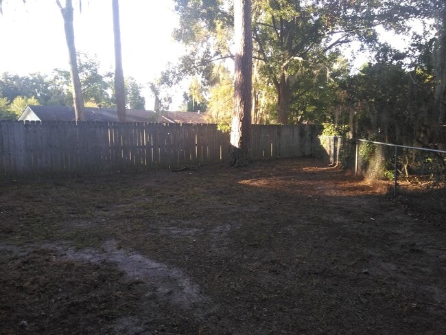 Building Photo - 131 Cherokee Cir
