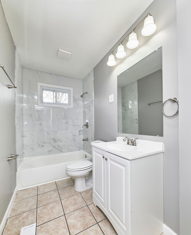 Building Photo - 3049 Orton St