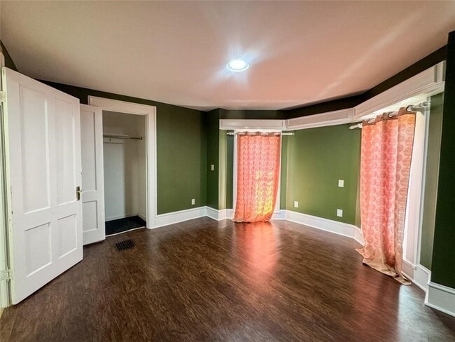 Building Photo - 41 W Buffalo St