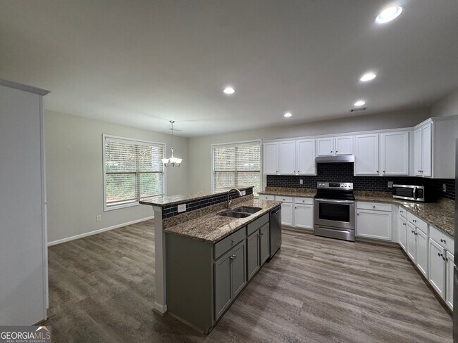 Building Photo - 632 Creek Pointe Drive