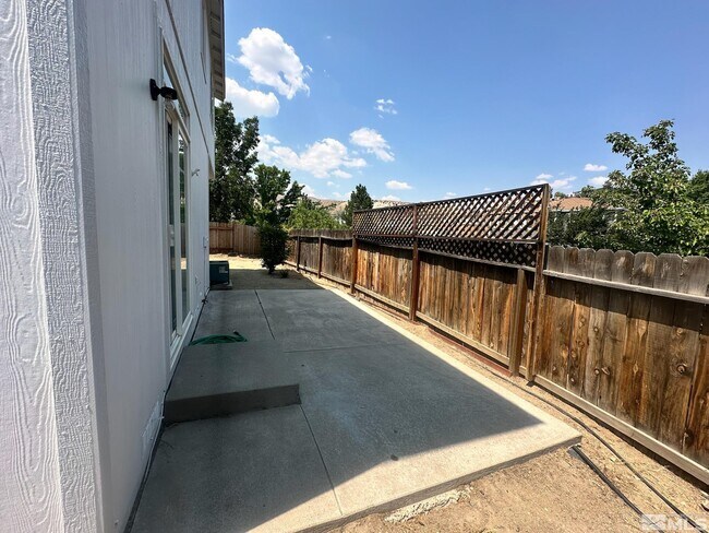 Building Photo - 5911 Sapphire Ridge Ct