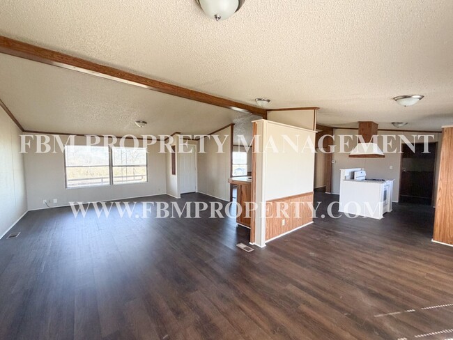 Building Photo - 1054 Cosby Rd