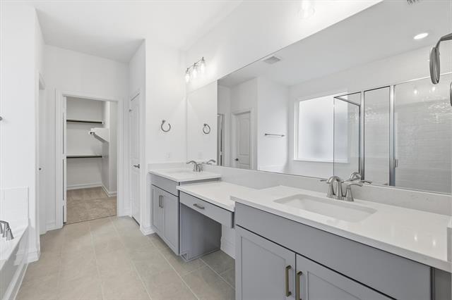 Building Photo - 2914 Cliffside Dr