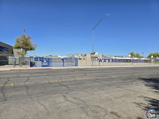 Building Photo - 1465 Hamilton Ave