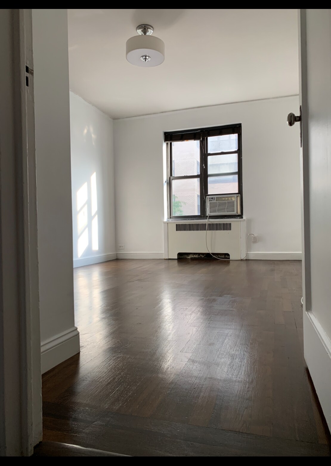 BEDROOM - 208 E 28th St
