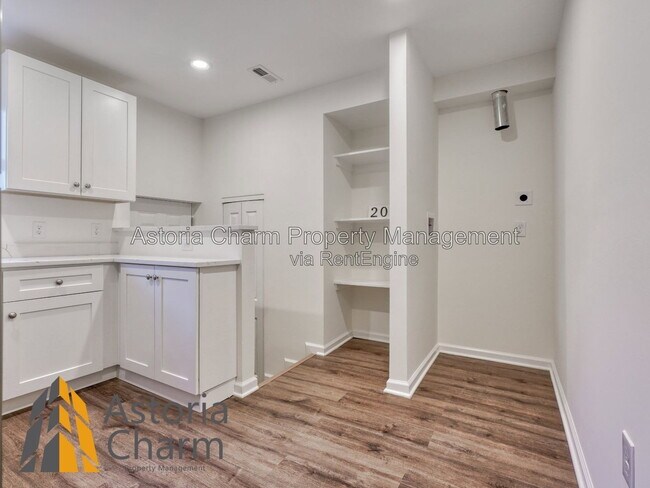 Building Photo - 203 Chestnut St