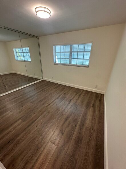 Building Photo - 1200 Mariposa Ave