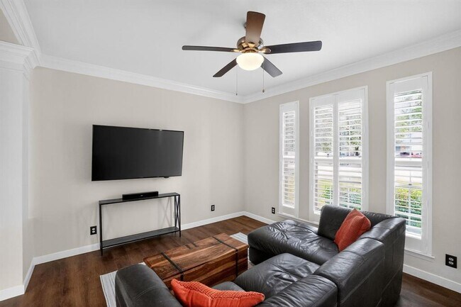 Building Photo - 8113 Willet Trail