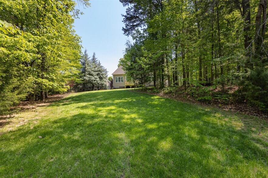 Building Photo - 10716 Meg Meadow Dr