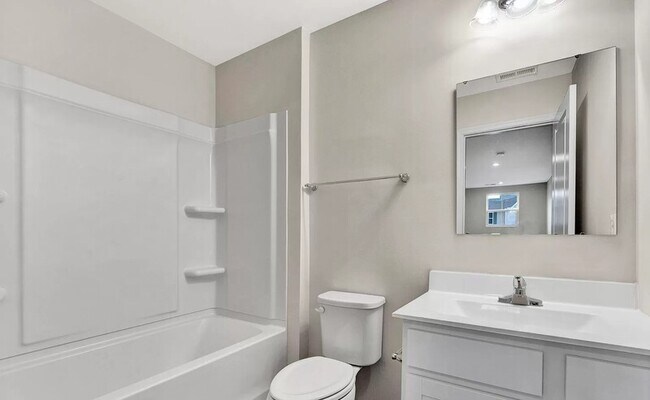 Building Photo - 8 Torrington Dr