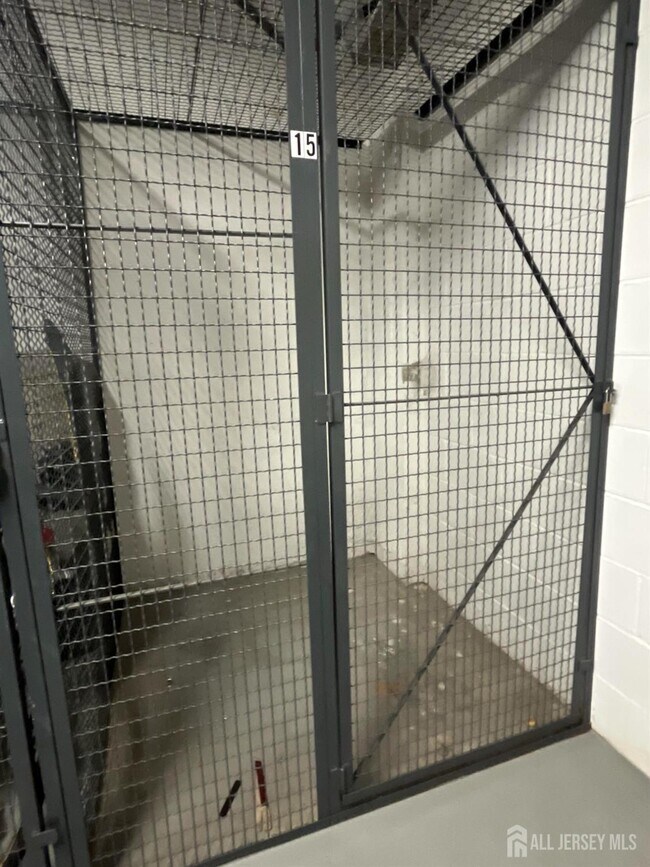 Building Photo - 1 Spring St