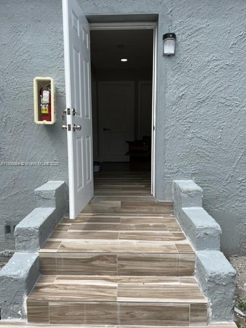 Primary Photo - 922 NW 2nd St