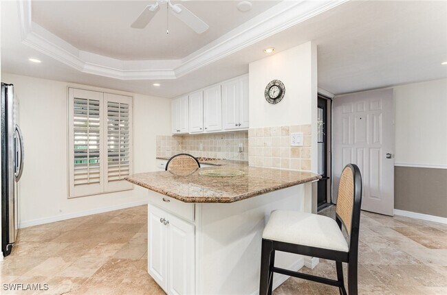 Building Photo - 1530 Imperial Golf Course Blvd