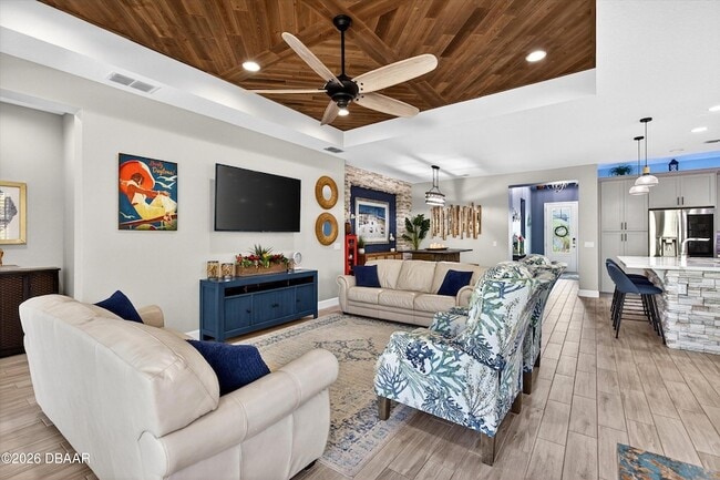 Building Photo - 504 Coral Reef Way