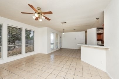 Building Photo - 2100 Cantura Dr