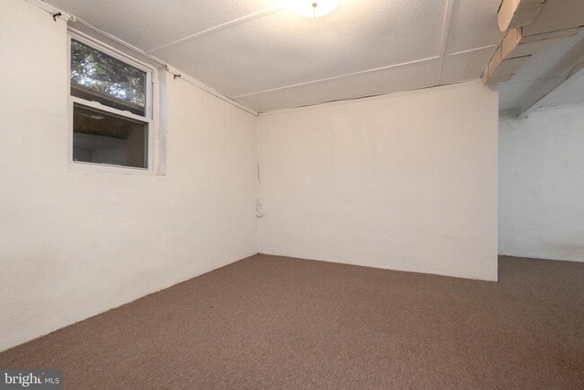 Building Photo - 312 N Highland St