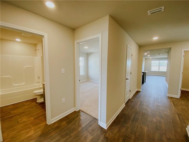 Building Photo - 8024 Irwin Loop