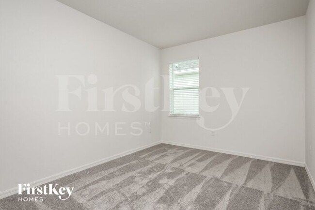 Building Photo - 1173 Spokane Pt