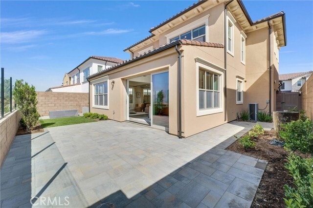 Building Photo - 218 Collino