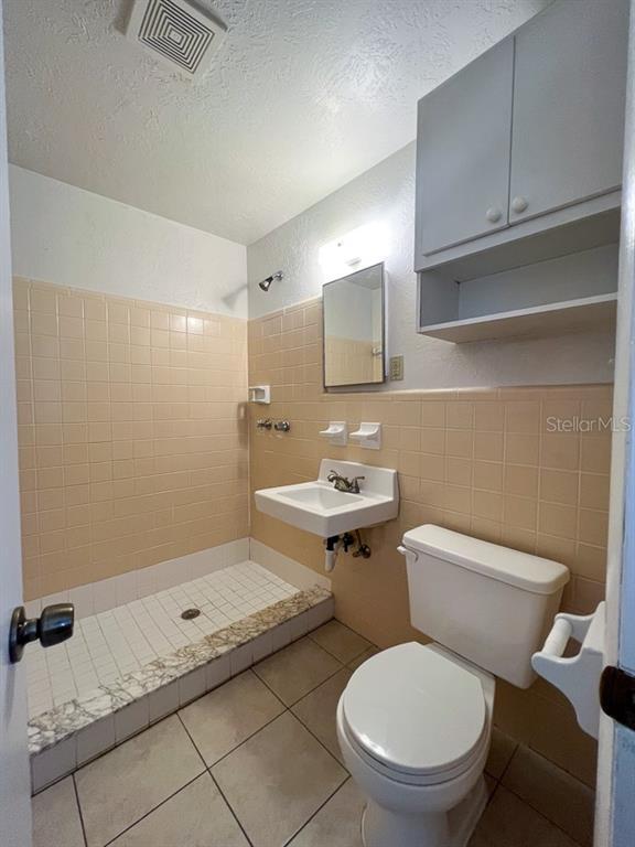Building Photo - 1406 SW 18th Pl