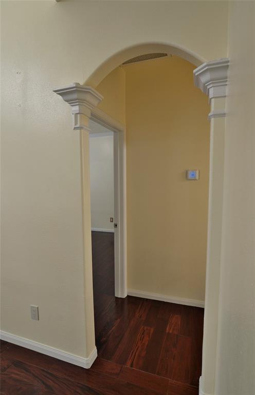 Building Photo - 7430 Boxwood Ridge Ln