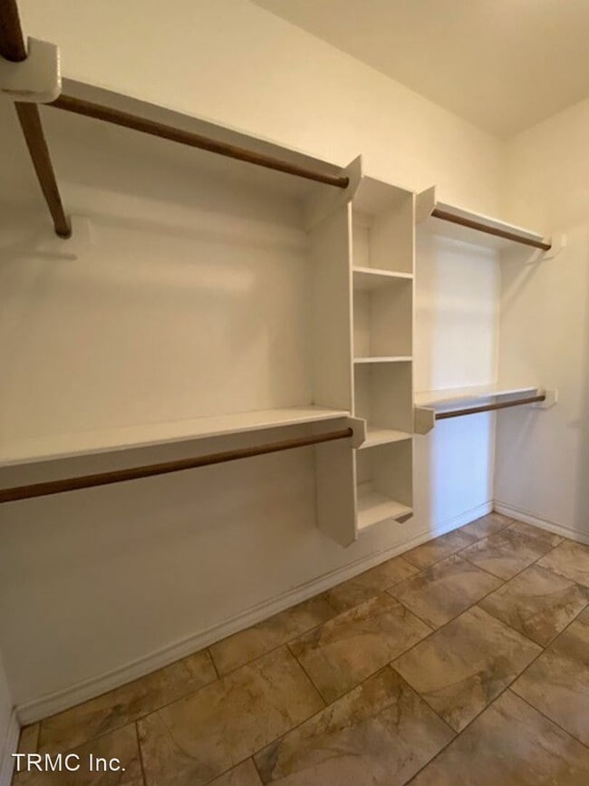 Building Photo - 3 br, 2 bath House - 2561 DATE PALM DR.