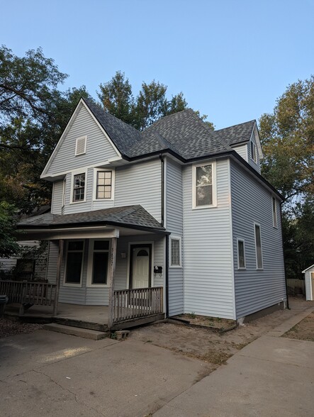 Primary Photo - 3627 Jackson St