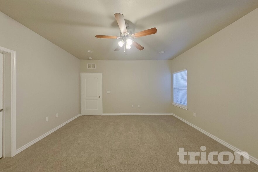 Building Photo - 1617 Baugh St