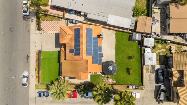 Building Photo - 1010 W Wilson St