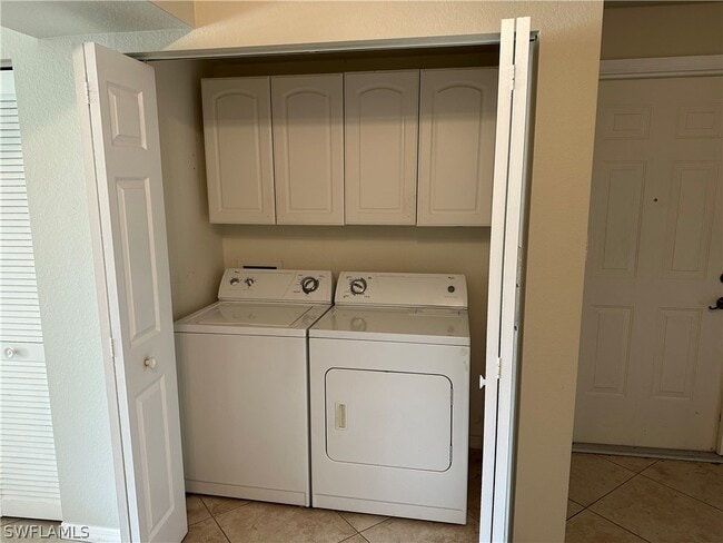 Building Photo - 20261 Estero Gardens Cir