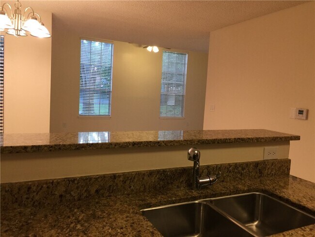 Building Photo - 19153 Fisher Island Dr
