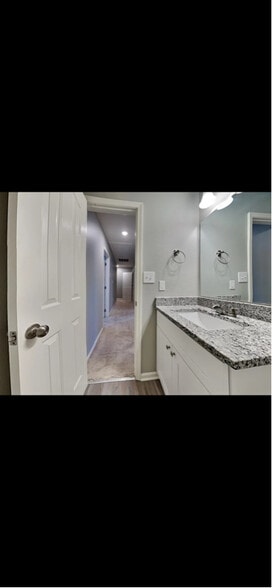 Building Photo - 349 Hunslet Cir