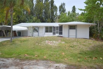 Building Photo - 1639 Manor Rd