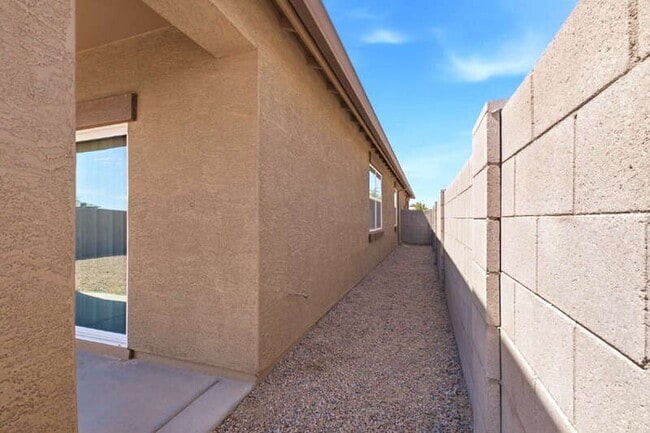 Building Photo - 35423 W San Sisto Ave