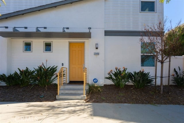 Building Photo - 25416 McCoy Ave