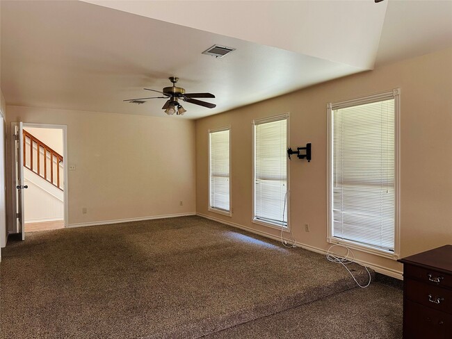 Building Photo - 33615 Dobbin-Huffsmith Rd