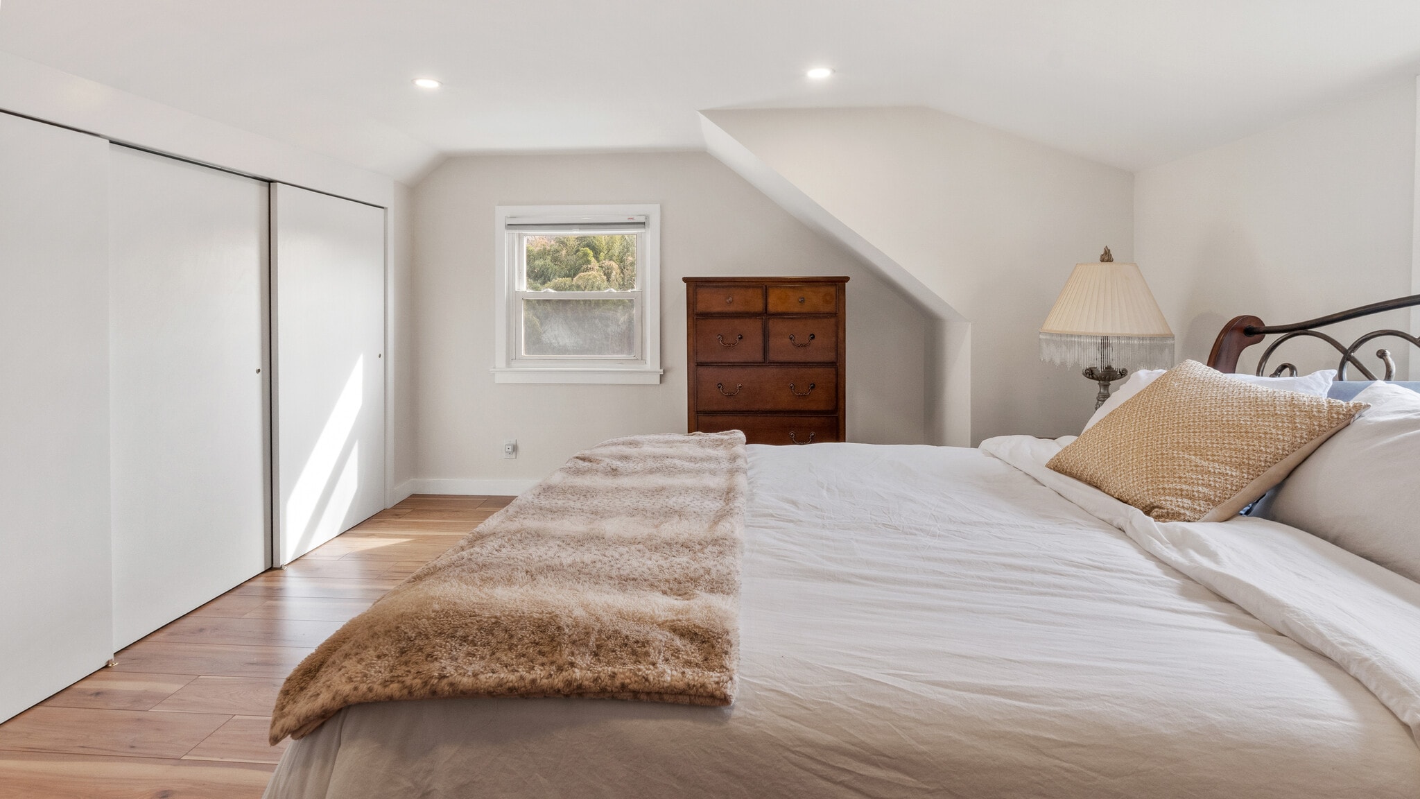 Building Photo - 44 Schlosser Dr