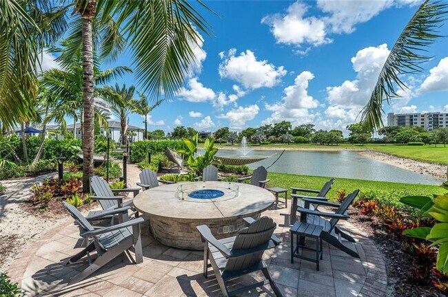 Building Photo - 4470 Gramercy Dr